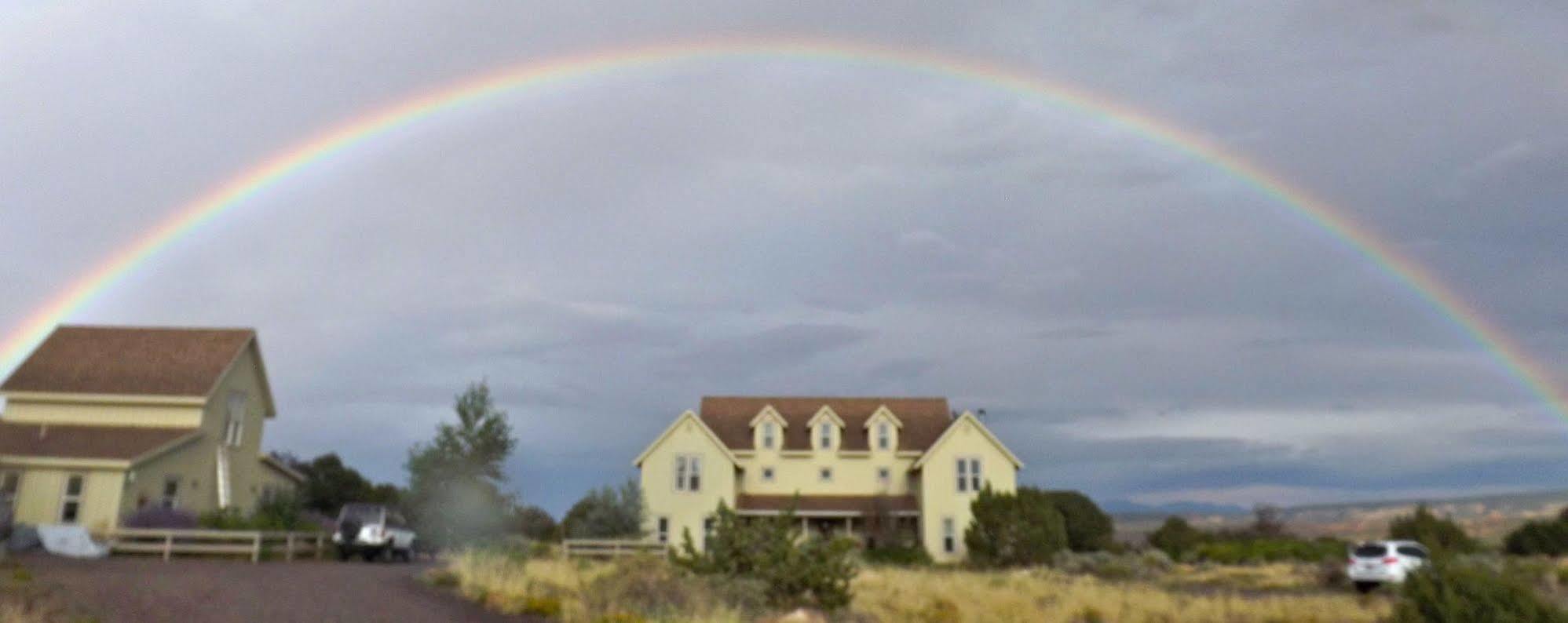 Skyridge Inn Torrey Bagian luar foto